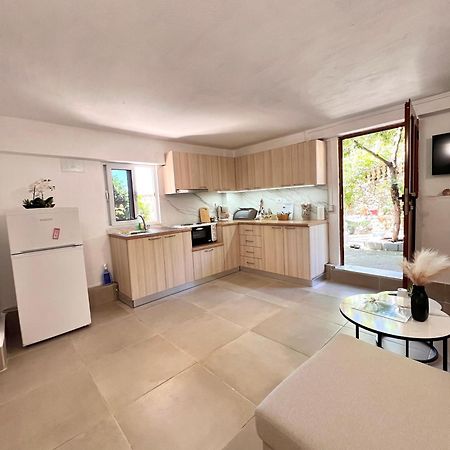 Petra Oliva Apartment Дермі Екстер'єр фото