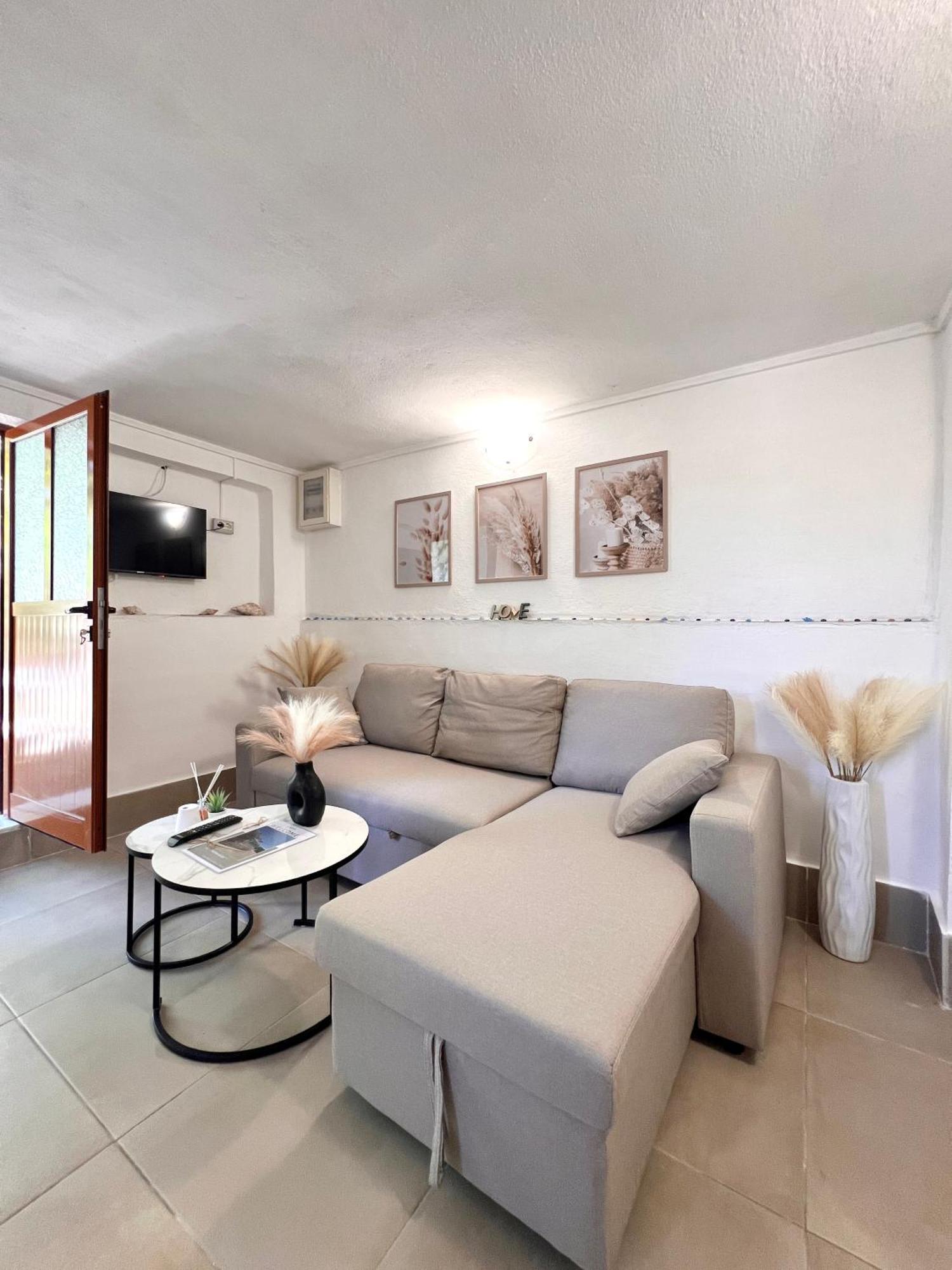 Petra Oliva Apartment Дермі Екстер'єр фото